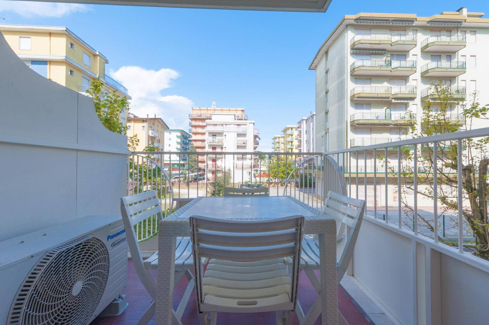 Residence Santa Fe Immobiliare Pacella Лидо-ди-Езоло Экстерьер фото